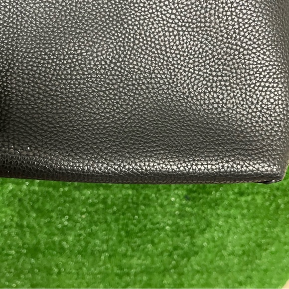 Vintage Celine Pairs black and caramel color block tote with tassels - Picture 4 of 14